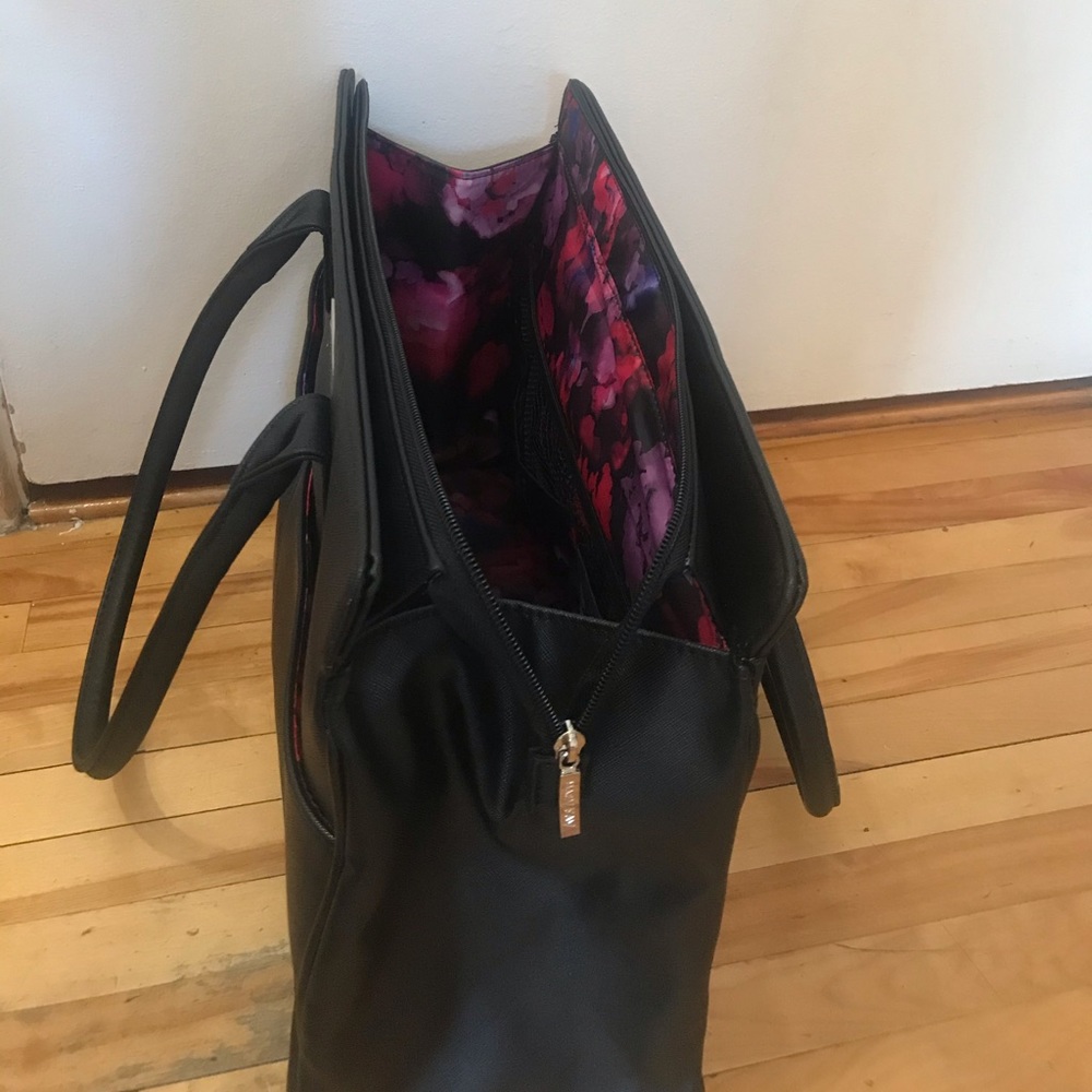 Mary Kay Large Handbag - Picture 3 of 4
